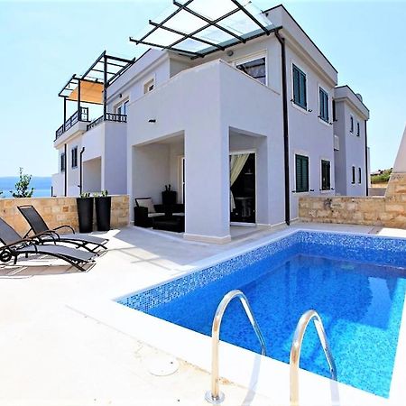 Apartment Bol A6 With Pool From 45 Eur Per Person Exterior photo