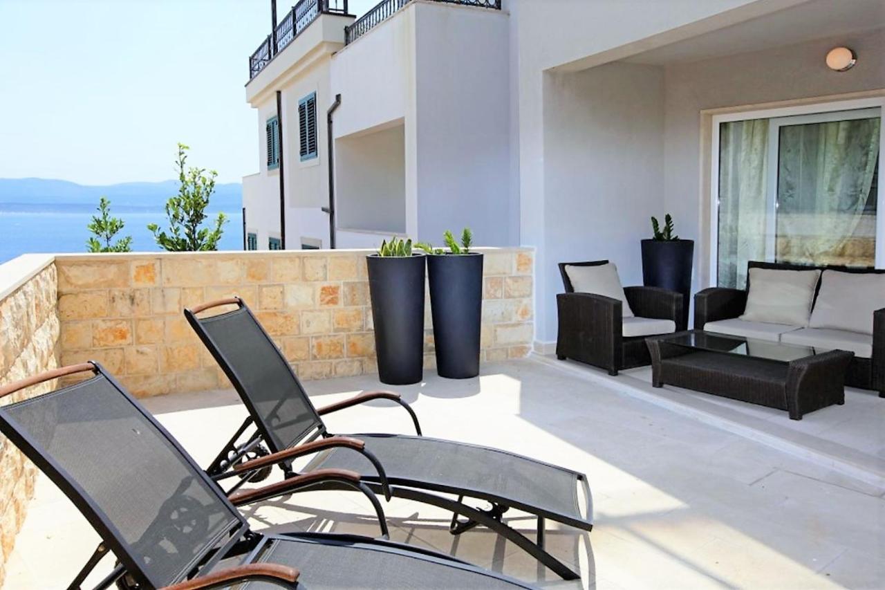 Apartment Bol A6 With Pool From 45 Eur Per Person Exterior photo