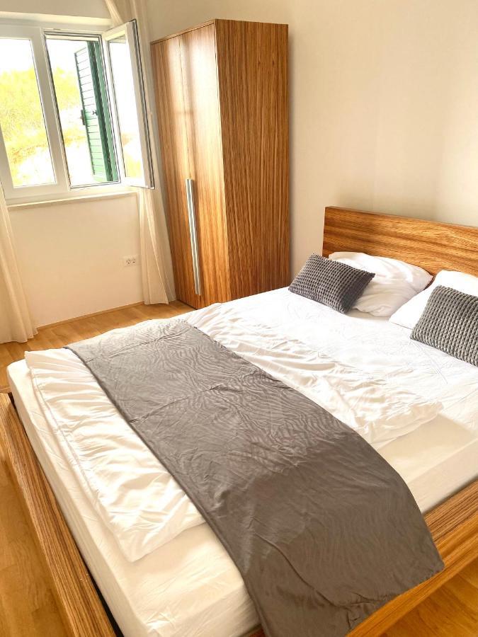 Apartment Bol A6 With Pool From 45 Eur Per Person Exterior photo